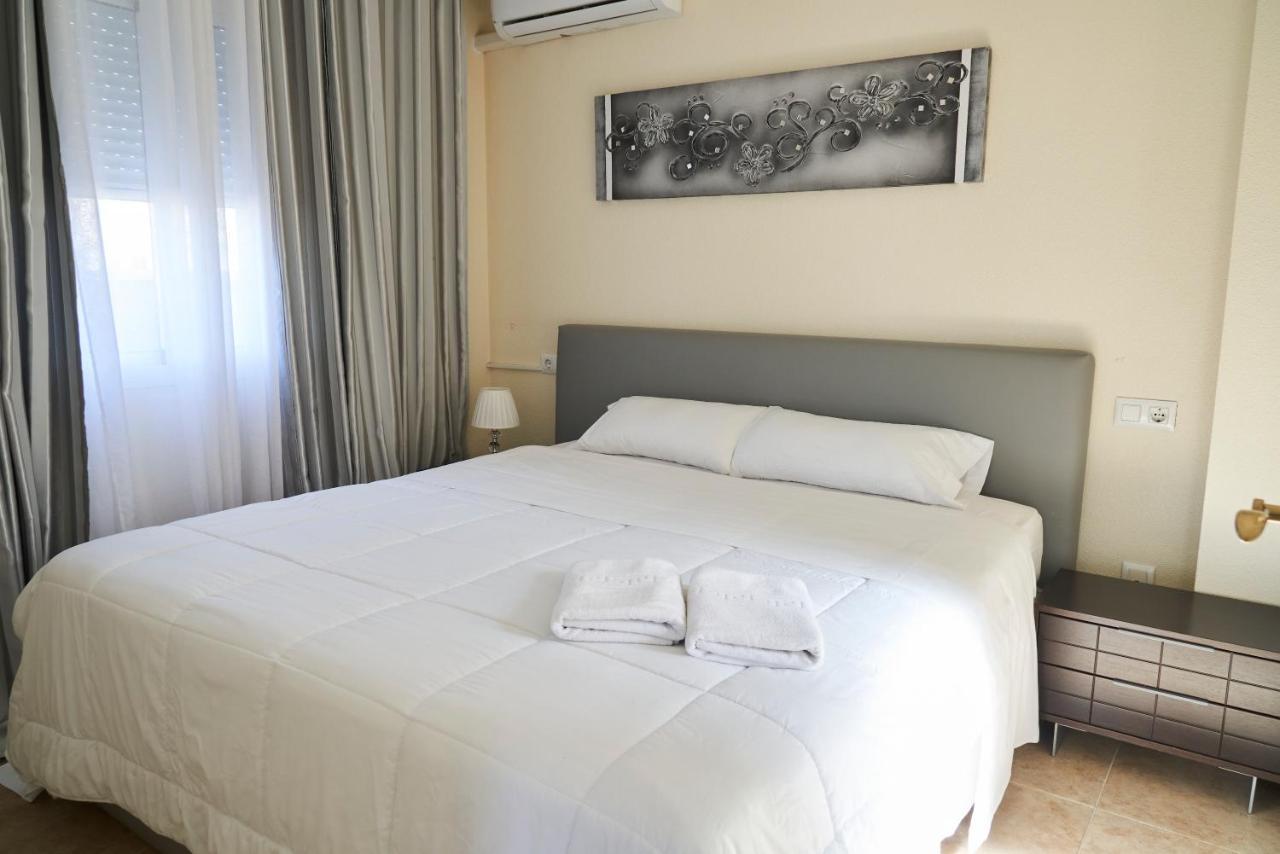 Apartment Altos De La Bahia X تورّيفيِخا المظهر الخارجي الصورة