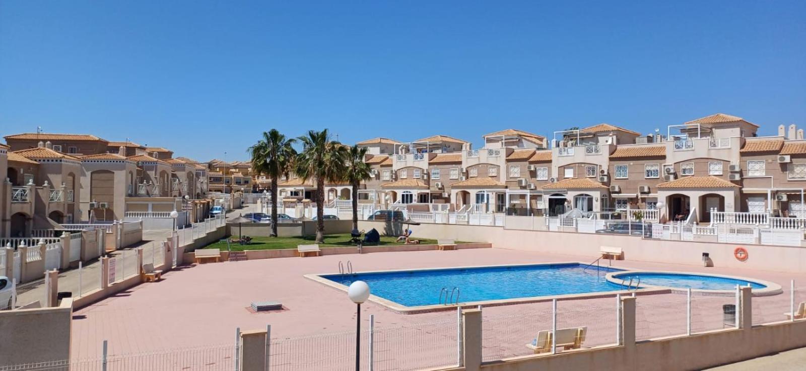 Apartment Altos De La Bahia X تورّيفيِخا المظهر الخارجي الصورة