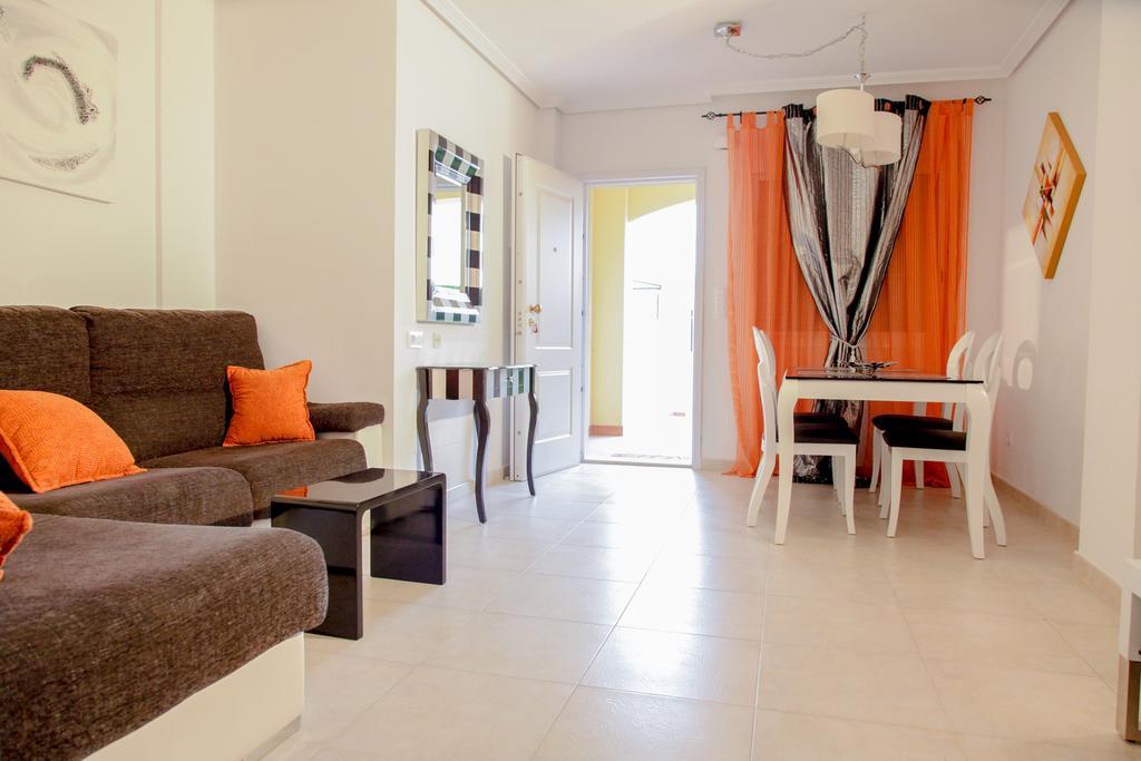 Apartment Altos De La Bahia X تورّيفيِخا الغرفة الصورة