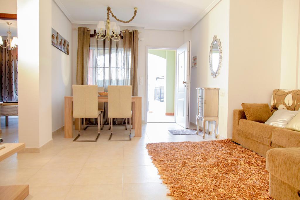 Apartment Altos De La Bahia X تورّيفيِخا الغرفة الصورة