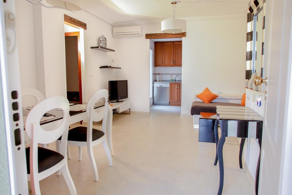 Apartment Altos De La Bahia X تورّيفيِخا الغرفة الصورة